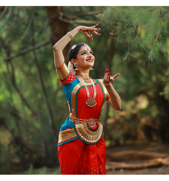 BHARATANATYAM SUNPLEAT Size 24
