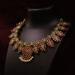 TEMPLE IMITATION JEWELS